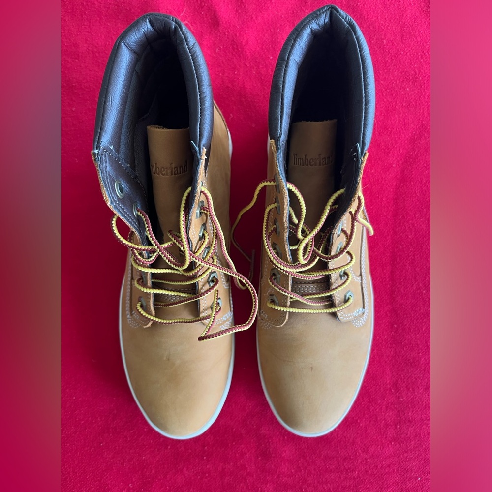 Timberland Dausette Sneaker Boot Wheat Nubuck SZ 9 1/2